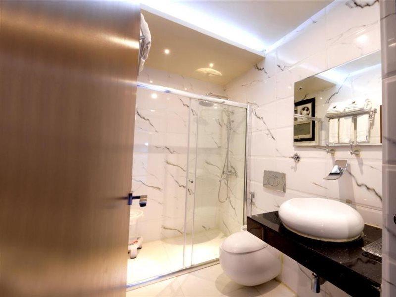 Hotel Mk Vivanta Gwalior Eksteriør billede